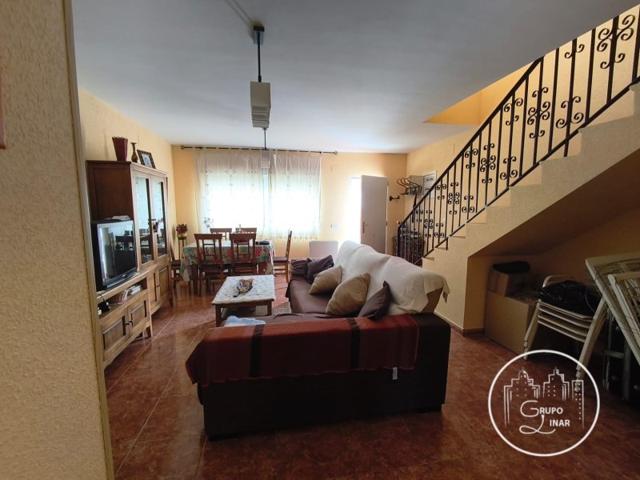 Piso En venta en La Adrada photo 0