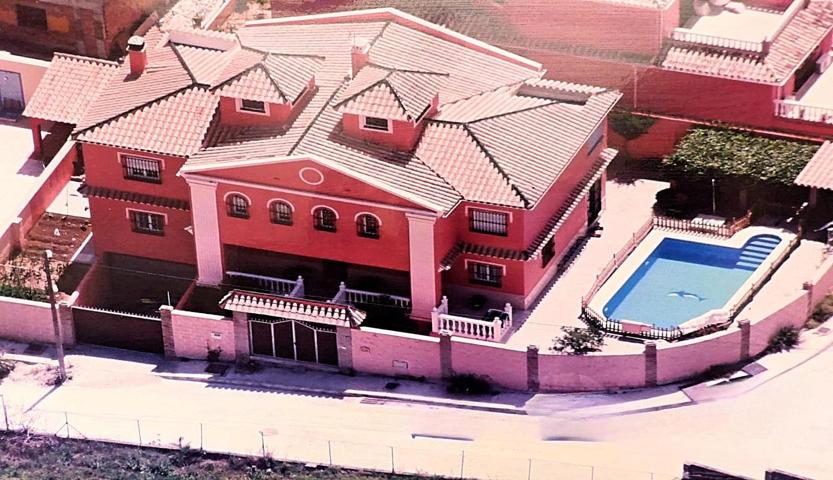 Casa - Chalet en venta en Las Lagunas de Mijas de 531 m2 photo 0