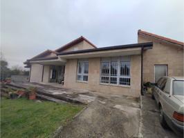 Venta de chalet en Heras (Medio Cudeyo) photo 0