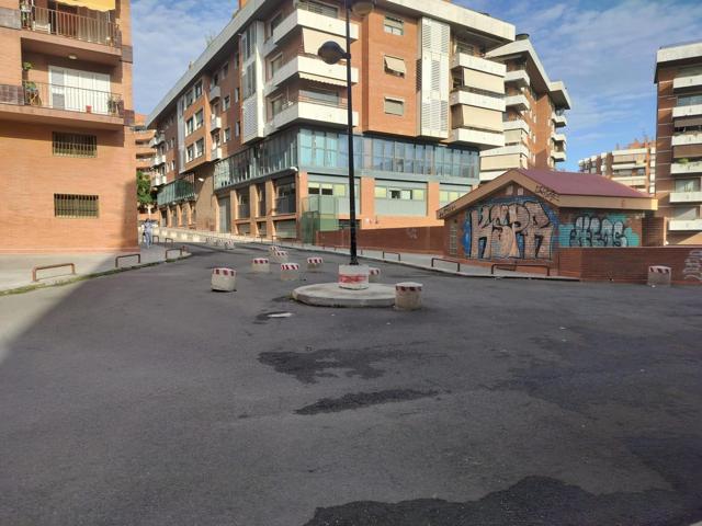 Plaza de parking en venta en Tarragona photo 0