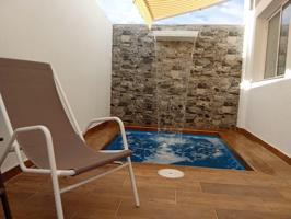 3 dormitorios con piscina privada y jacuzzi en el dormitorio. photo 0