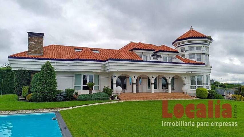 Extraordinario chalet con piscina en Suances, Cantabria photo 0