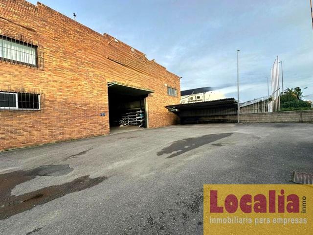 Nave industrial 1000 m²en venta. Stgo de Cartes. photo 0