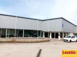 Atractiva nave comercial en alquiler en Maliaño. photo 0