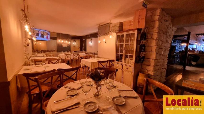 Emblemático restaurante en venta en Torrelavega. photo 0