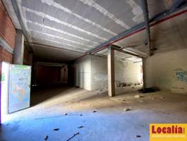 Amplio local comercial en bruto, Torrelavega. photo 0