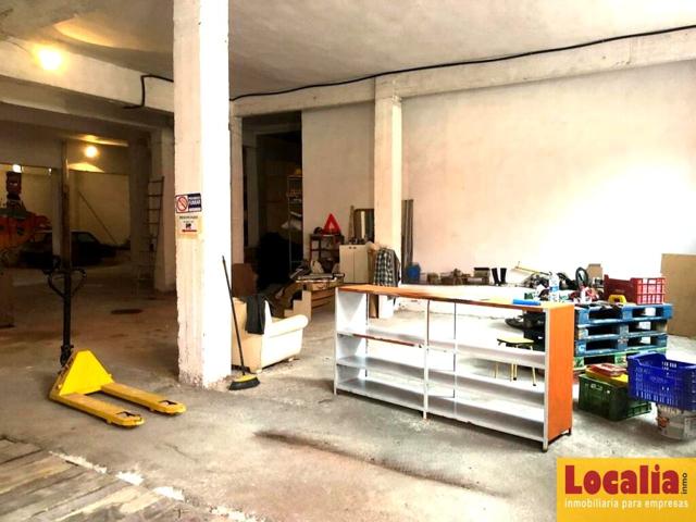 Local con posibilidad usar como nave, Torrelavega photo 0