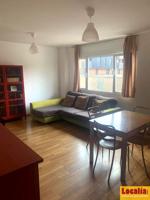 Piso moderno de 2 habitaciones con garaje doble photo 0
