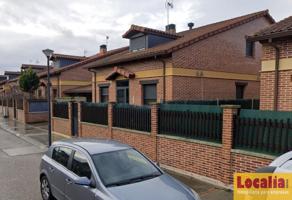 Chalet adosado en Valladolid photo 0