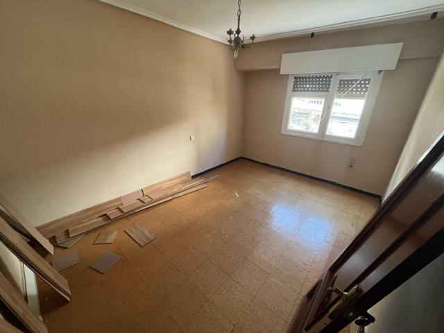 Ocasion Piso 110 metros en Pravia !!!! Compralo por 165€ - mes photo 0