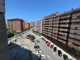 Amplio piso céntrico en Aviles – 4 dormitorios, garaje y trastero incluidos photo 0