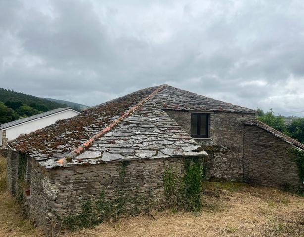 Casa independiente en Villamartin Pequeño, 6 Barreiros ( Lugo ) para rehabilitar con 500 metros de parcela por 22.000€ photo 0