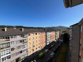 Acogedor piso de 3 dormitorios – Barrio La Luz, Avilés photo 0