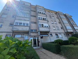 ¡Piso en planta baja en la mejor zona de Alfaraz, Avilés! photo 0