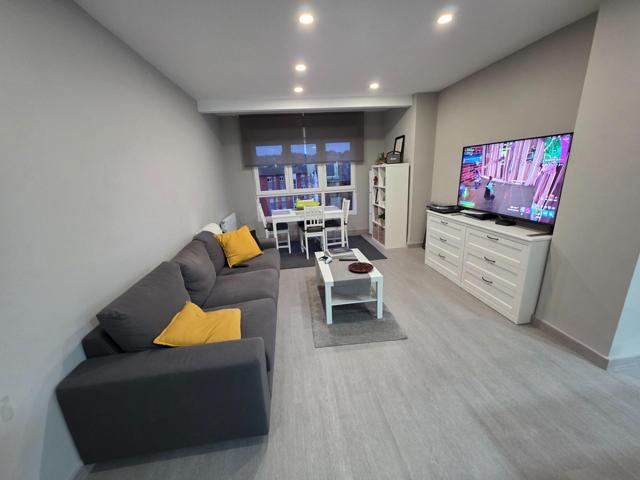 Acogedor piso reformado en Avilés - Ideal para tu familia  Cómpralo por 498€ - mes !!!! photo 0