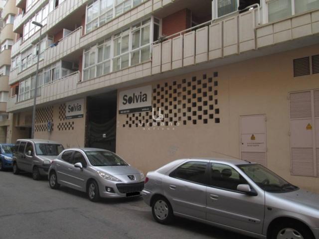 LOCAL COMERCIAL EN BRUTO EN DENIA photo 0