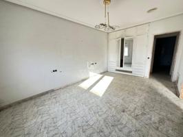 Amplia vivienda en Los Belones photo 0