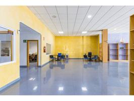 Nave industrial de 650 m² con oficinas en Nonduermas – Bien situada y en buen estado photo 0