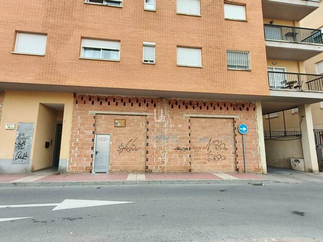 Local comercial en bruto en Algezares, frente al Auditorio y con excelente visibilidad!! photo 0