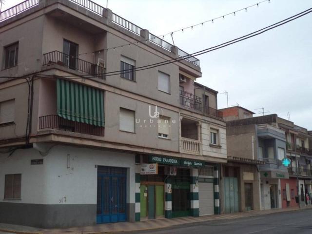 Local en venta en Alberic photo 0