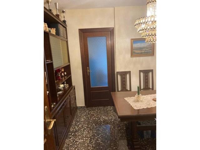 Piso en venta en Benetússer photo 0