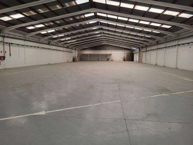 Nave industrial en venta en Carlet photo 0