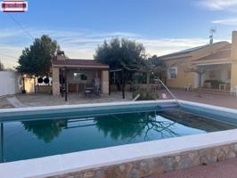 SE VENDE CHALET -VILLA TOTALMENTE REFORMADO EN SAN VICENTE photo 0