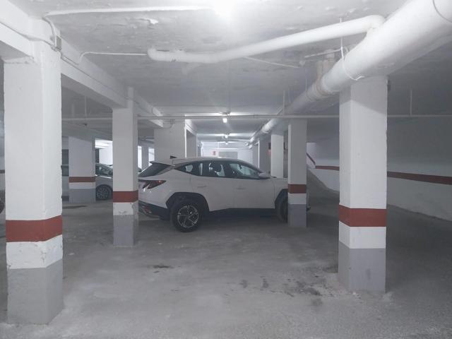 Venta de plaza de garaje en Boulevard del Pla photo 0