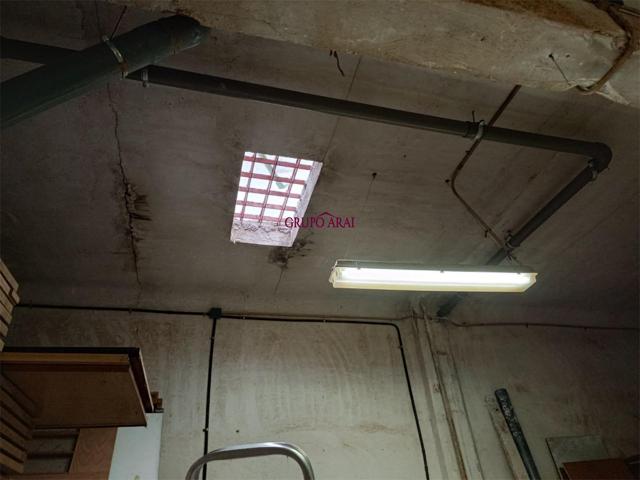 OPORTUNIDAD ÚNICA: LOCAL CON LUZ NATURAL Y GRAN POTENCIAL PARA VIVIENDA EN ALICANTE. photo 0