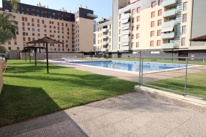 Espectacular vivienda en el PAU 1 – Amplia, luminosa, con urbanización completa y dos plazas de garaje photo 0