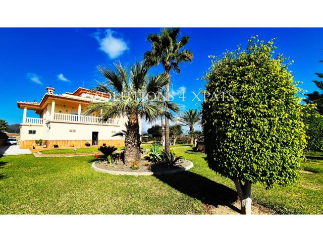 Piso En venta en Vélez-Málaga photo 0