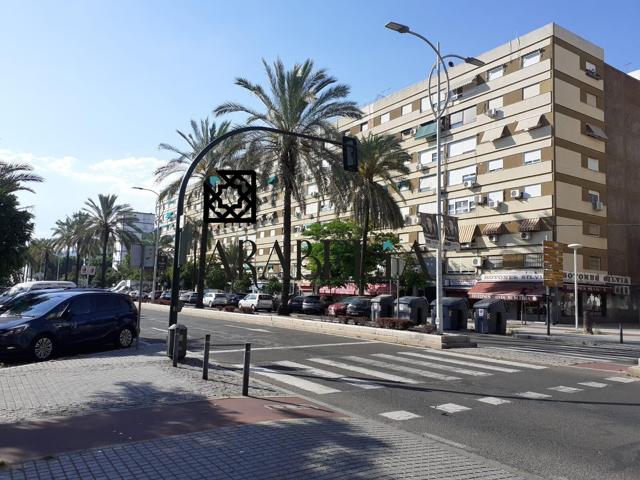 LOCAL COMERCIAL AVENIDA GRANADA photo 0