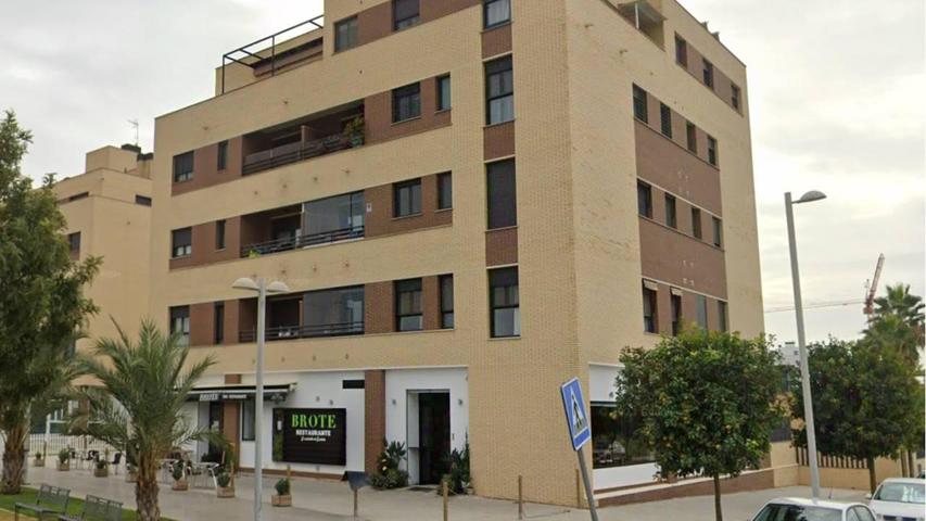 PLAZA DE GARAJE EN VENTA JUNTO A HIPERCOR photo 0