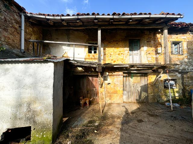 Unifamiliar Separadas En venta en Barrio Ojebar, Rasines photo 0
