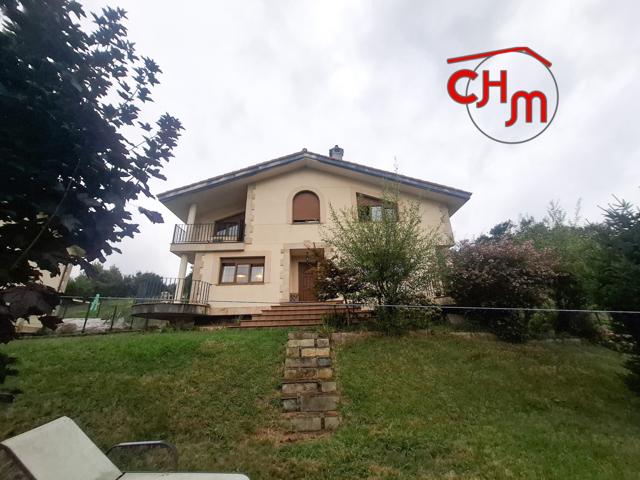 Unifamiliar En venta en Bo. De Villanueva, Liendo photo 0