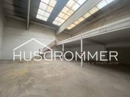 Nave comercial en alquiler en Calle San Miguel photo 0