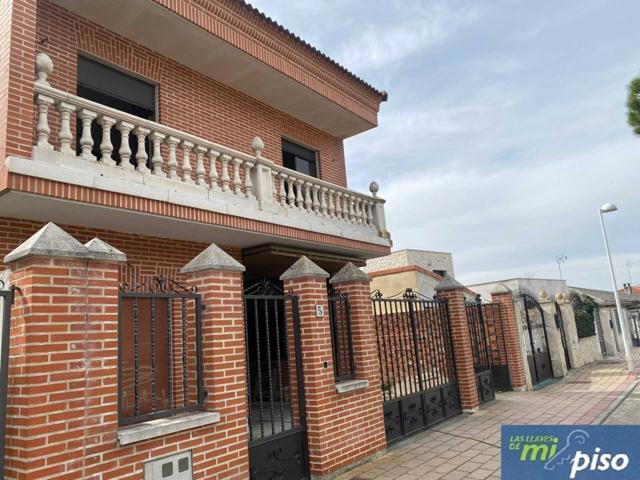 Casa unifamiliar en venta en Aldeamayor de San Martín photo 0