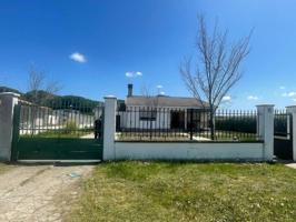 Chalet unifamiliar en venta en Hornillos de Eresma photo 0