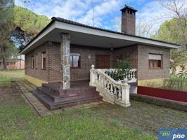 Chalet unifamiliar en venta en Villabáñez photo 0