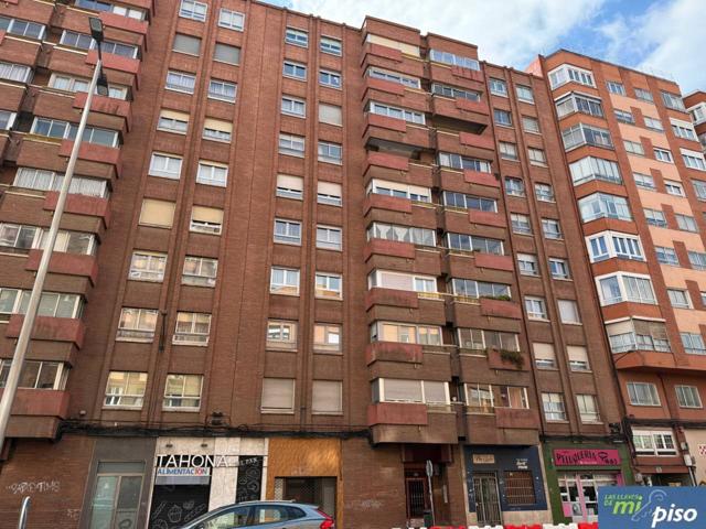 Piso en venta en Ciudad de la Comunicación-Argales(47007) photo 0