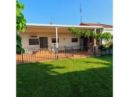 Chalet unifamiliar en venta en Cubillas de Santa Marta photo 0