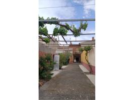 Casa en venta en Hornillos de Eresma photo 0
