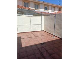 Chalet adosado en venta en Tudela de Duero photo 0