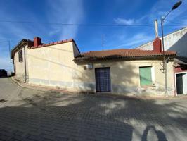 Casa en venta en Cabezón de Pisuerga photo 0