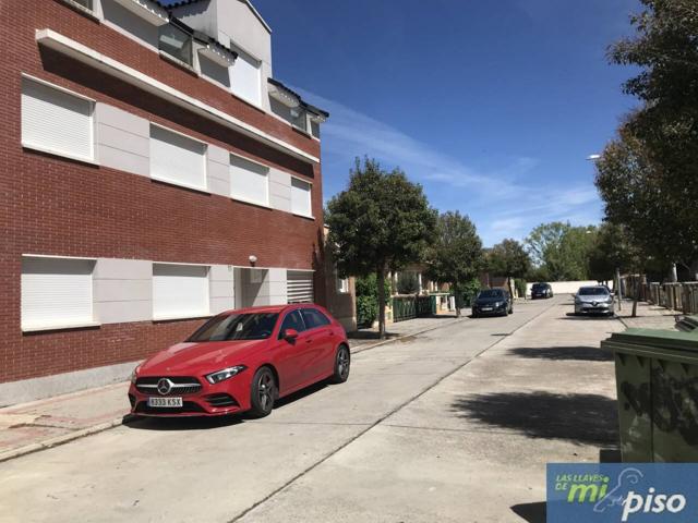 Piso en venta en Cabezón de Pisuerga photo 0