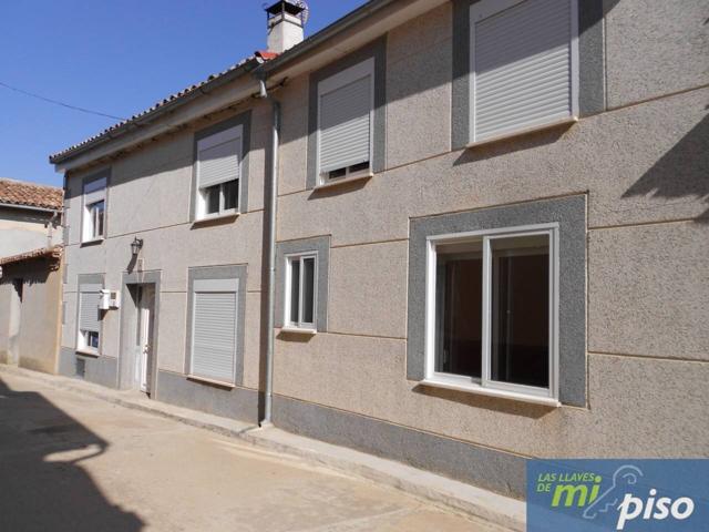 Casa en venta en Villalón de Campos photo 0