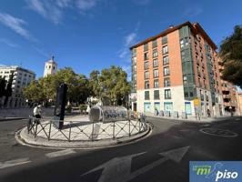 Piso en venta en Universidad(47003) photo 0