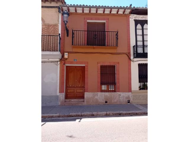 Casa en venta en Nava del Rey photo 0