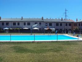 Chalet adosado en venta en Cigales photo 0