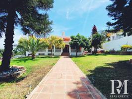 Casa - Chalet en venta en Alhaurín de la Torre de 1226 m2 photo 0